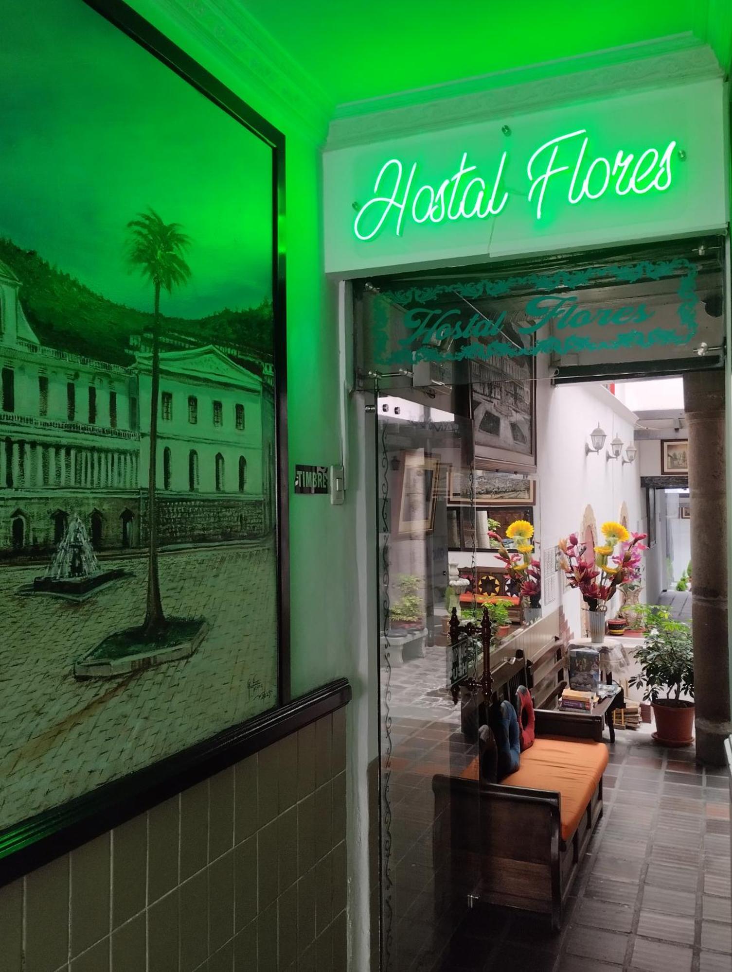 Hostal Flores Кито Экстерьер фото